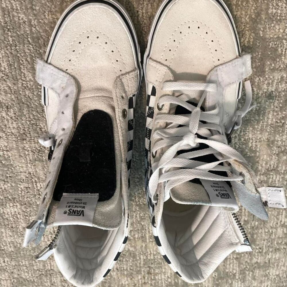 Vans Men's White and Grey Trainers